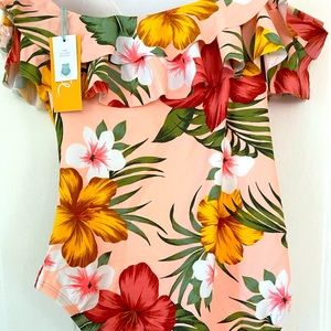 Women’s bathing suit.  Medium. NWT